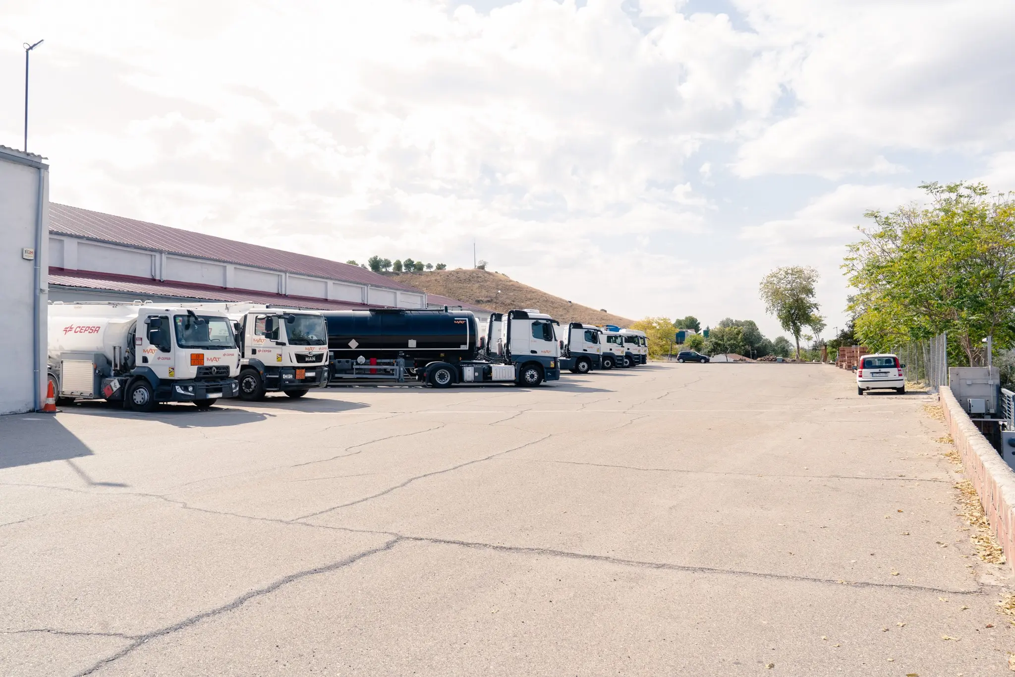 Places exteriors per a vehicles grans al Parking Les Forques